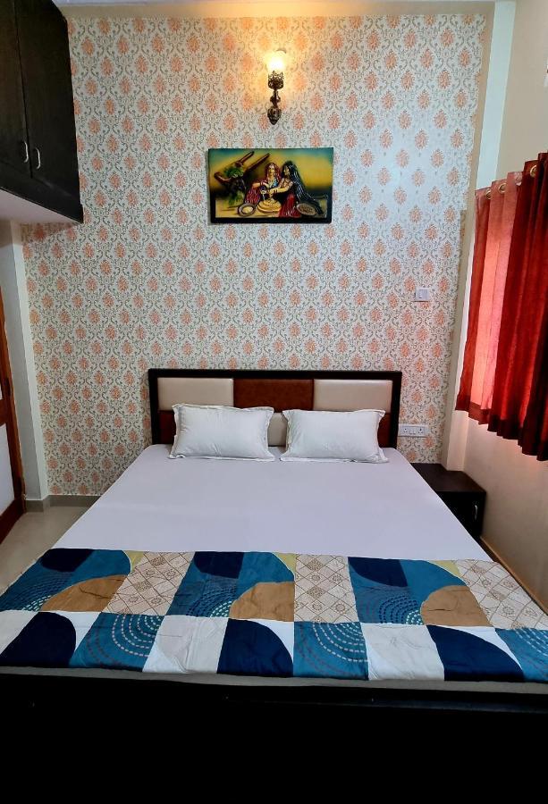 ג'אבלפור Aditya Premium Homestay- Furnished Air Conditioned- 2Bhk מראה חיצוני תמונה