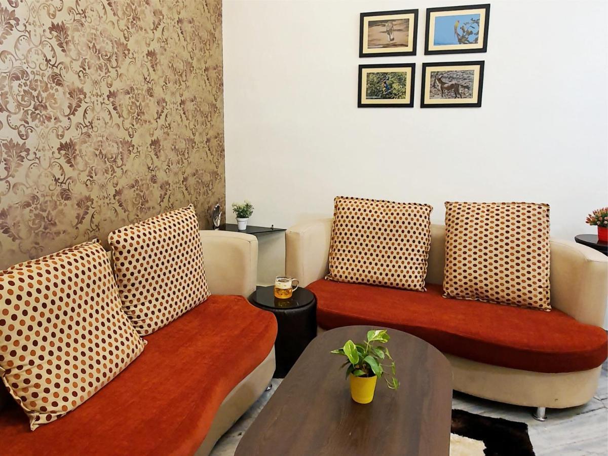 ג'אבלפור Aditya Premium Homestay- Furnished Air Conditioned- 2Bhk מראה חיצוני תמונה