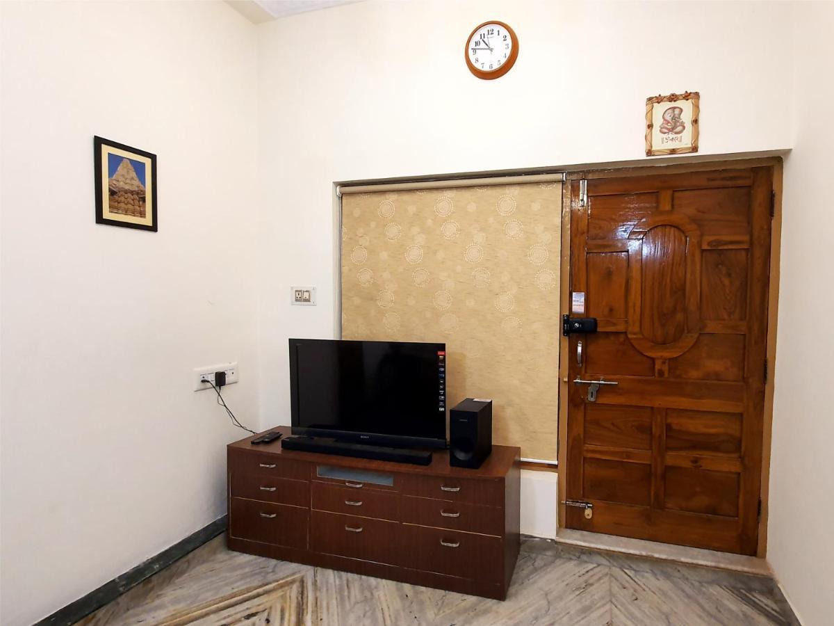 ג'אבלפור Aditya Premium Homestay- Furnished Air Conditioned- 2Bhk מראה חיצוני תמונה