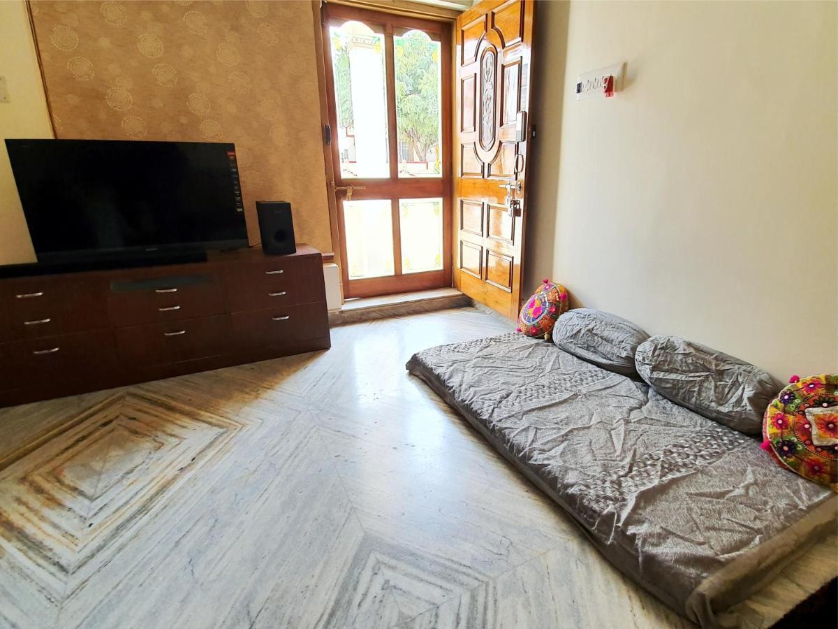 ג'אבלפור Aditya Premium Homestay- Furnished Air Conditioned- 2Bhk מראה חיצוני תמונה